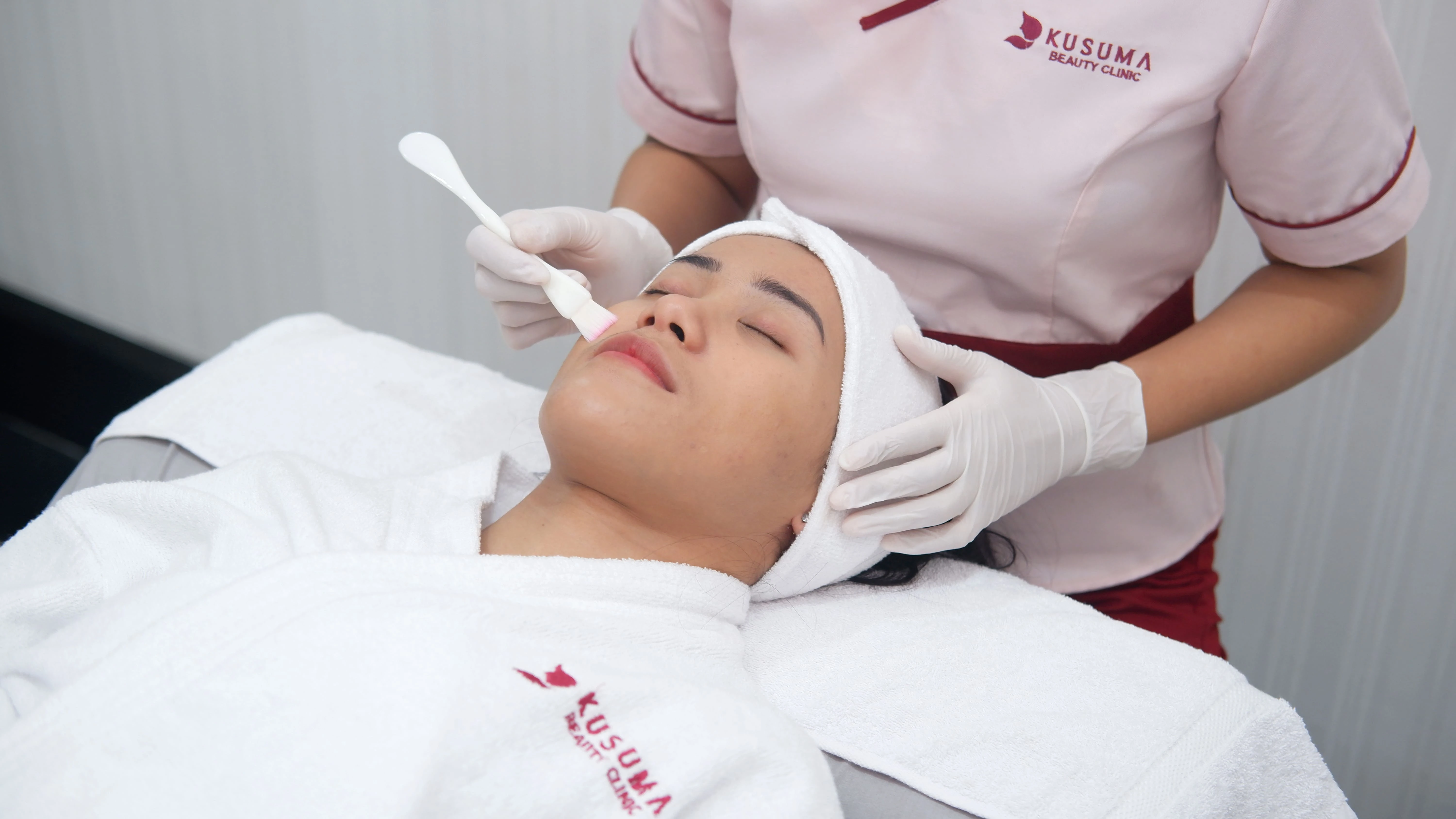 Wajah Tetap Fresh dan Awet Muda dengan Facial Oxy